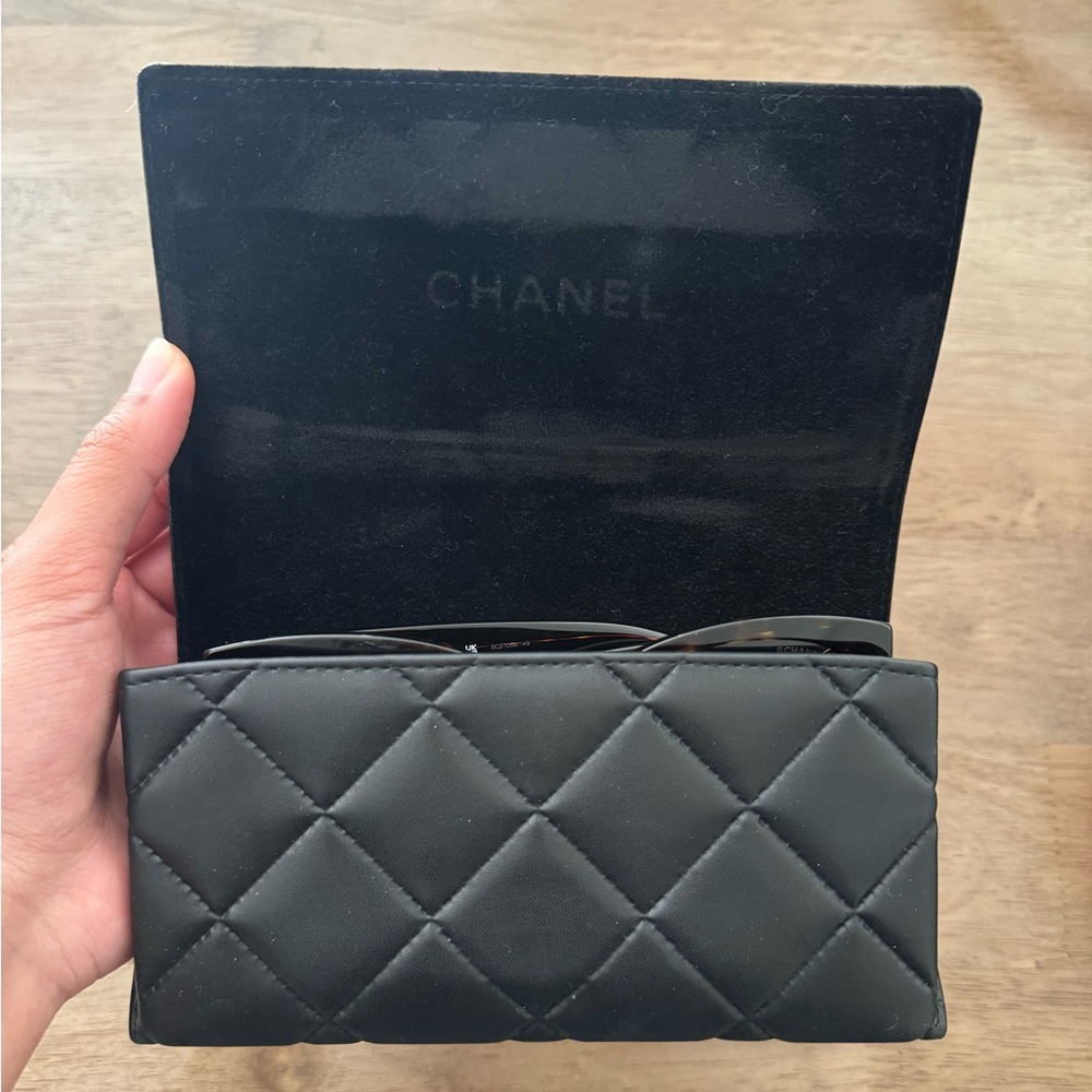 Chanel Oversized Cat Eye Sunglasses - Picture 4 of 14